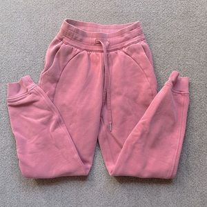 Lululemon Scuba Jogger 25”
